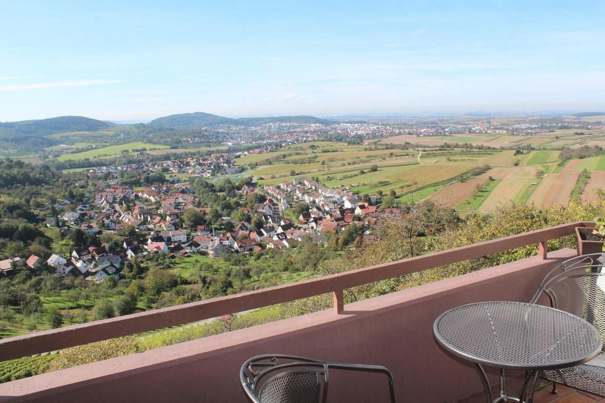 Burghotel Schoene Aussicht Bauer Gmbh Winnenden Esterno foto